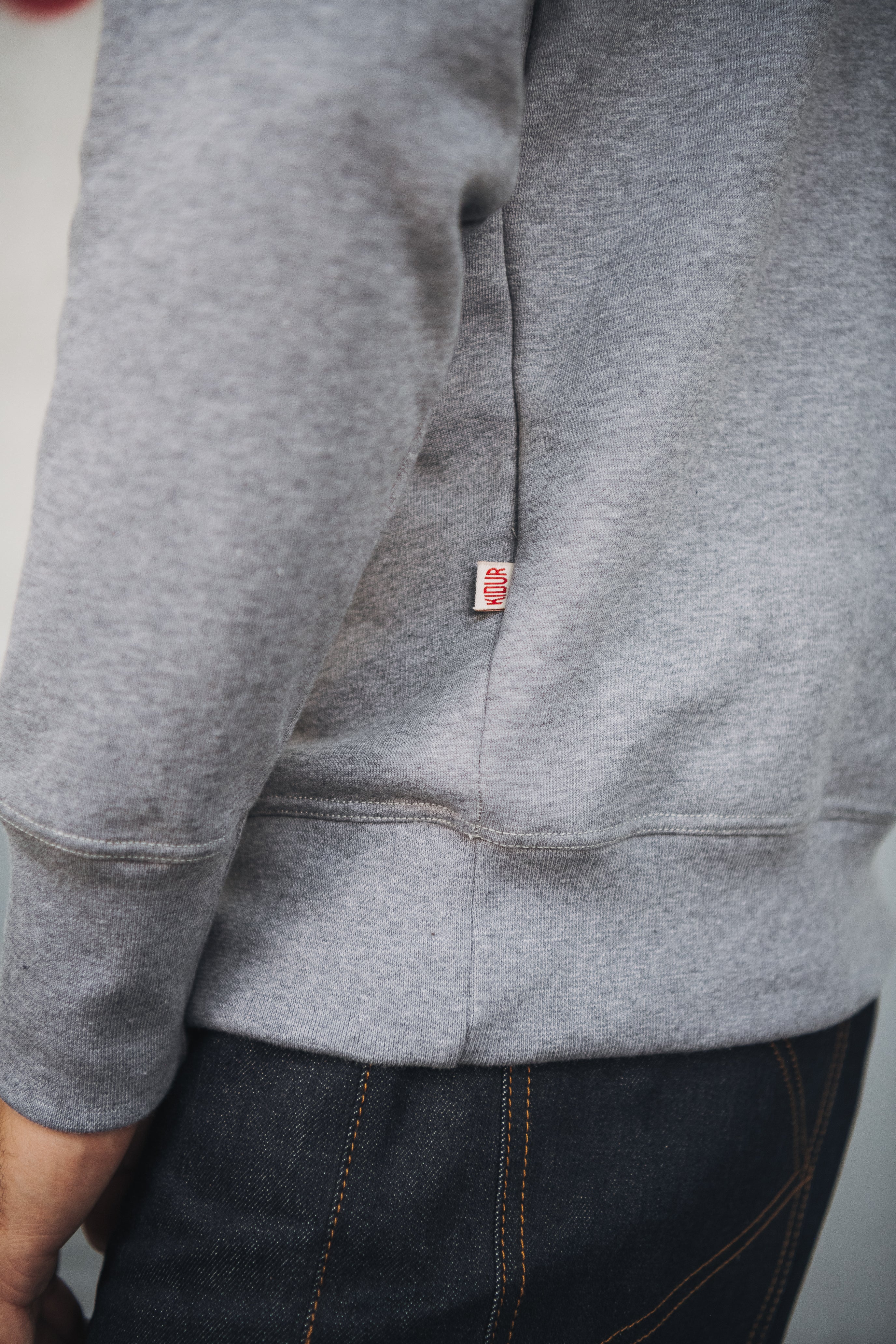 Sweat Gris