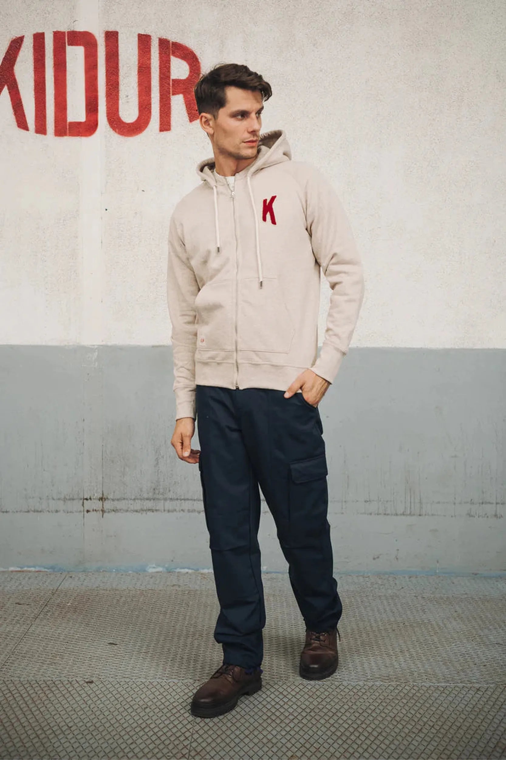 Sweat à Capuche Amande Broderie