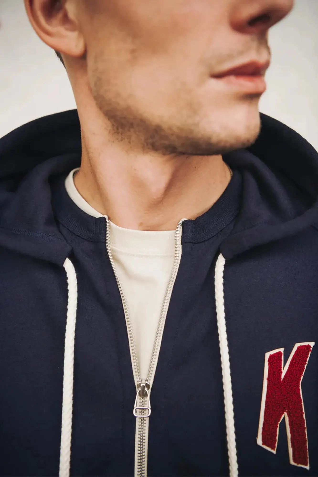 Sweat à Capuche Marine Broderie