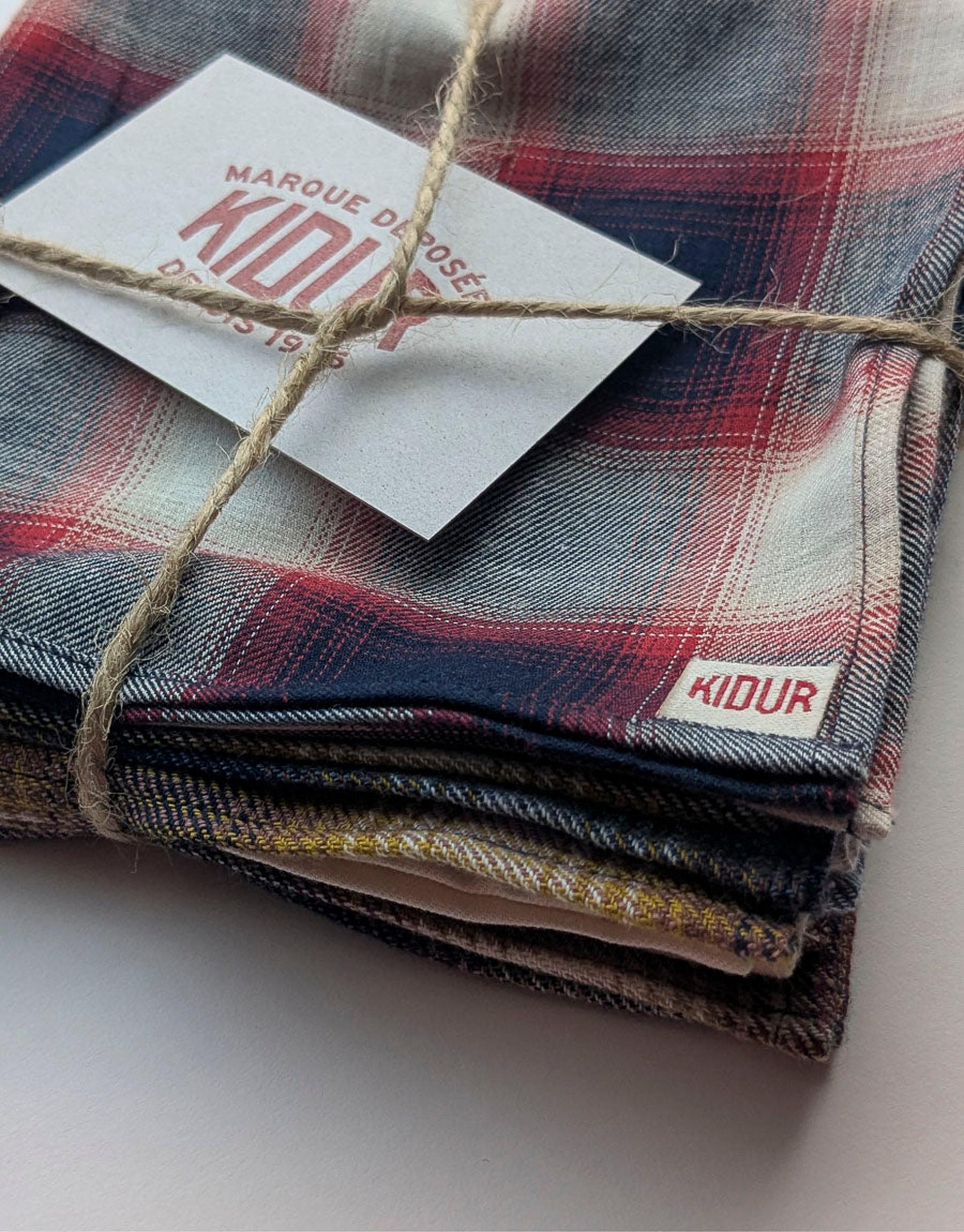 Trousseau de mouchoirs