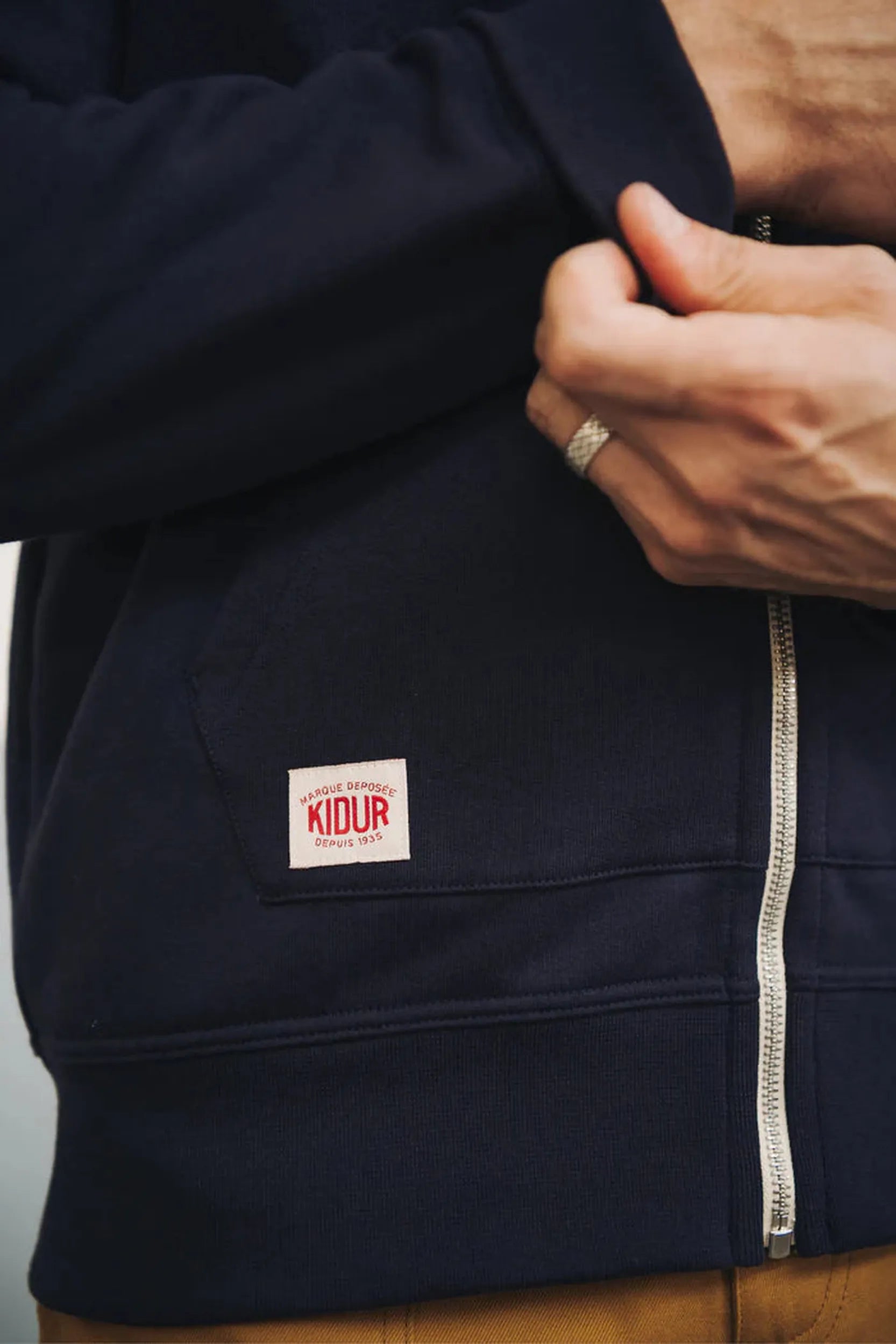 Sweat à Capuche Marine Broderie