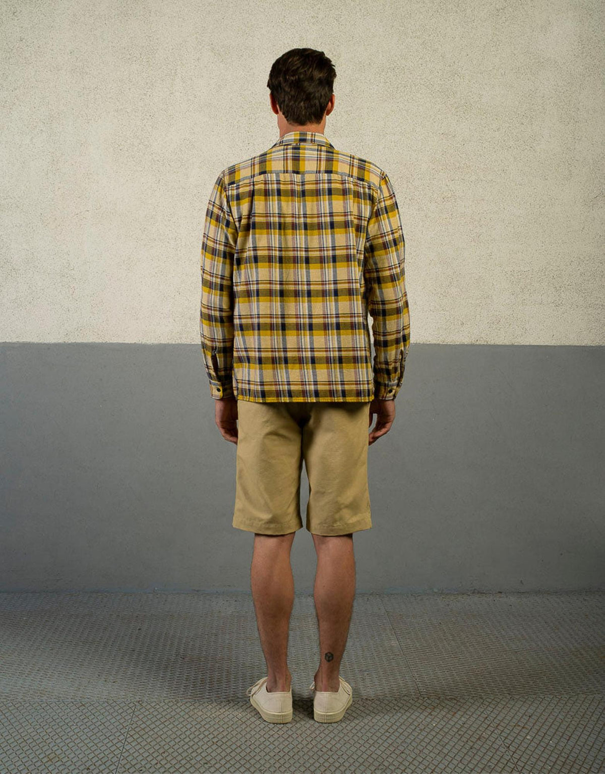 Short Elio Lino